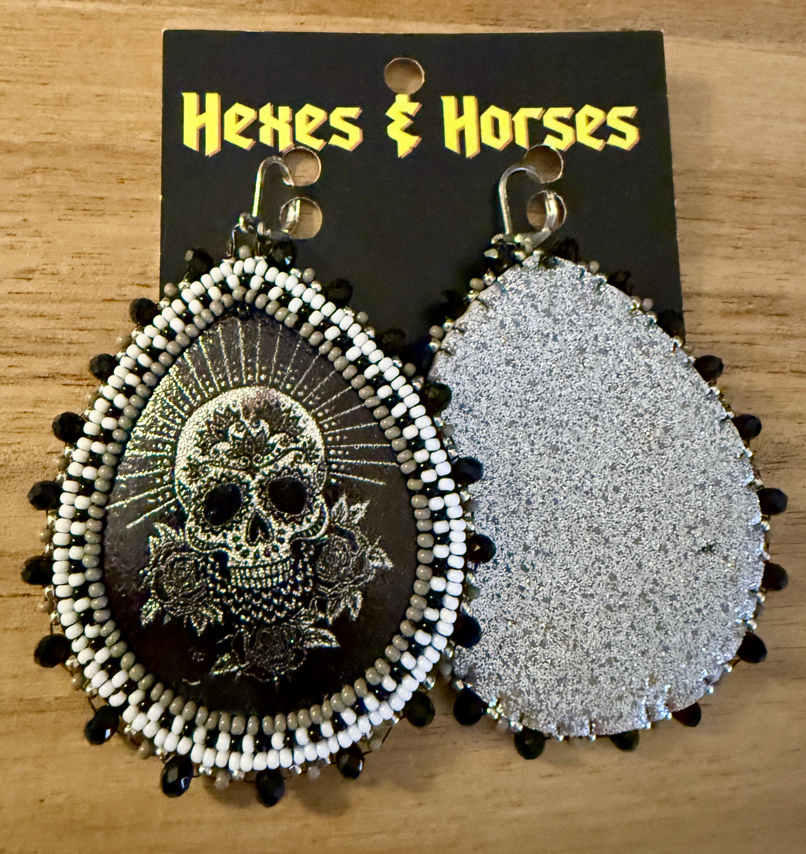 Skull & Roses